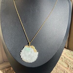 Elegant jade Pendant Necklace